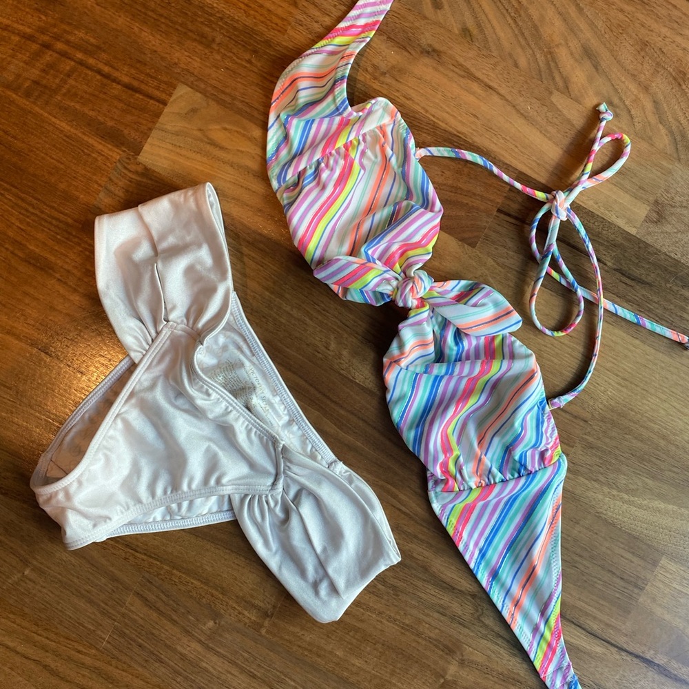 Victoria’s Secret Swimsuit size S